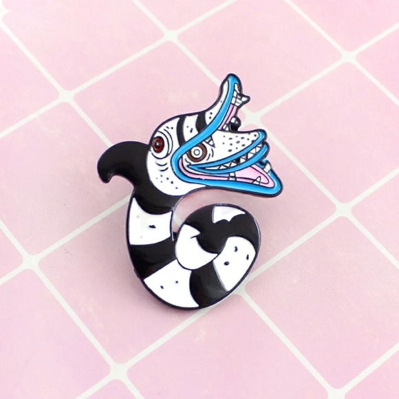 ⚡CLEARANCE⚡Beetle Juice Sandworm Fashion Pin - Picture 2 of 8